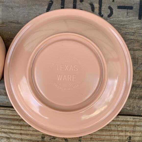 Vintage Texas Ware pink melmac cup and saucer - Picture 5 of 5